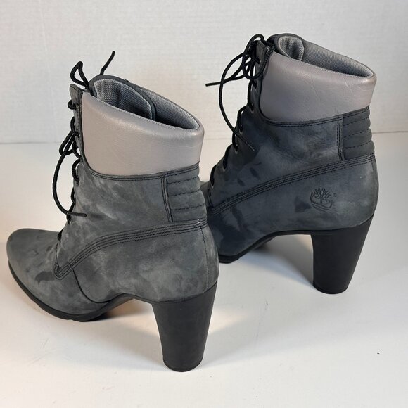 Ladies size 9 gray suede boots - Picture 2 of 16